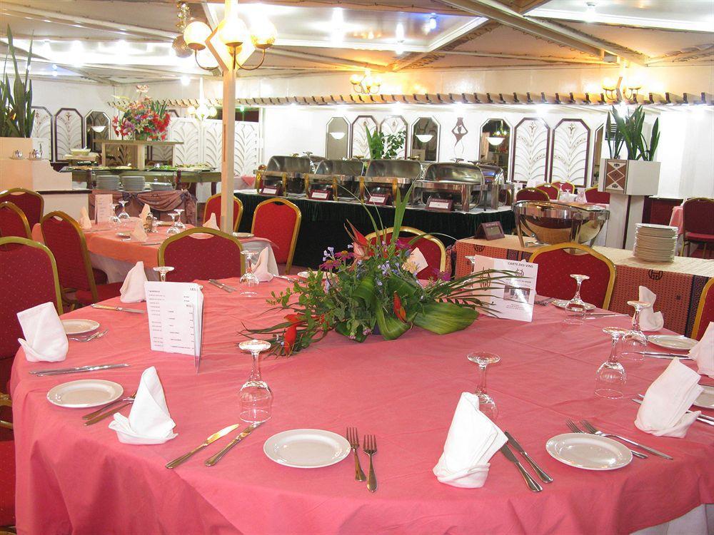 Hotel Gaweye Niamey Zewnętrze zdjęcie